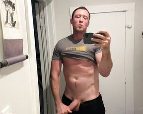 Pierce Paris aka pierceparisxxx OnlyFans - Showing off my private area in the mirror