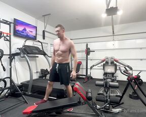 Pierce Paris aka pierceparisxxx OnlyFans - Early morning workout