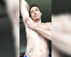 Vanshuffer aka vanshuffer OnlyFans - Stinky pits