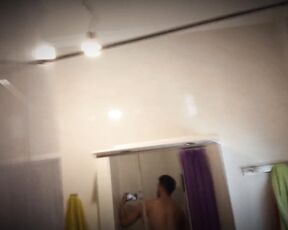 Chomin86 aka chomin86 OnlyFans - Games under the shower