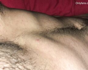 Chomin86 aka chomin86 OnlyFans - Sin que se entere mam