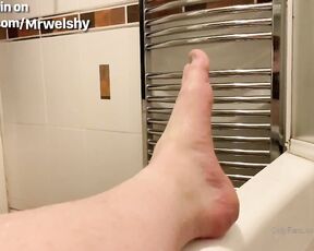 Welshy aka mrwelshy OnlyFans - First time doing a foot fetish related video, added with being in the bath