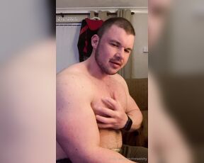 Welshy aka mrwelshy OnlyFans - My pecs were so fun to play with I forgot what I was doing for