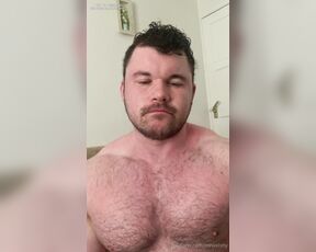 Welshy aka mrwelshy OnlyFans - Morning muscle worship when I wake up, love how huge my biceps and pecs look and