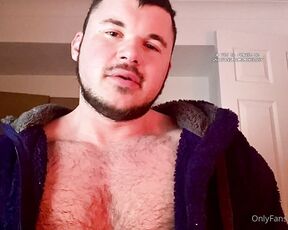 Welshy aka mrwelshy OnlyFans - Can’t stop watching my massive pecs bouncing or hearing my deep voice in your head while