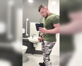 Welshy aka mrwelshy OnlyFans - Sneaky cock ring mid workout, what a shame I couldnt take a video of it out