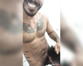 Marcelo Debian aka mdebian1 OnlyFans - Getting to the sound of funk, with lots of milk Metendo ao som de funk