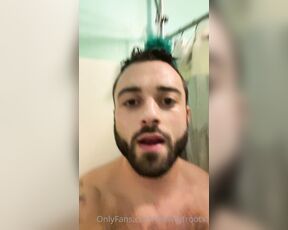 Drew Valentino aka drewvalentinoxl OnlyFans - My bi yearly shower