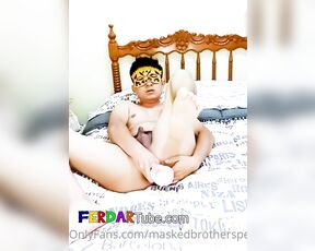 FerDar aka ferdarvip OnlyFans - Aprovechando que no haba nadie en casa quise regalarles un videito con mi juguete y darme