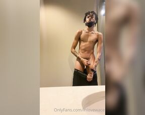 LIL J aka hoesluvlilj OnlyFans - Quick nut after my workout ian did bathroom shit inna while I was a bit