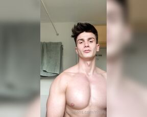 MrDeepVoice aka mrdeepvoice OnlyFans - Happy Sunday lads