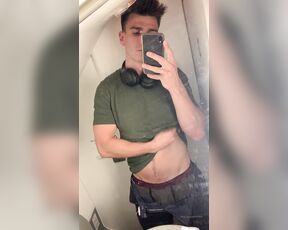 MrDeepVoice aka mrdeepvoice OnlyFans - Bit of cheeky mile high fun again