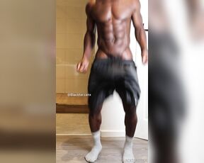 BlackTarzanX aka blacktarzanx OnlyFans Video 705