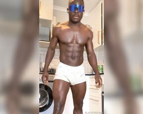 BlackTarzanX aka blacktarzanx OnlyFans Video 5772