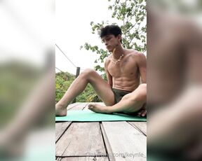 Valerio Orozco aka keynle_ OnlyFans - I wanted to try something new this sunday so I did some outdoor yoga