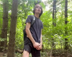 Hadley19 aka hadley19 OnlyFans - Something about being among the trees and mosquitos makes me veryy horny Don’t forget to leave