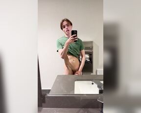 Hadley19 aka hadley19 OnlyFans - Horny as fuck in the public bathroom Leave a if you like playing in public