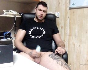 Magic Javi aka magicjavi OnlyFans - Me ha encantado probar el huevo masturbador!