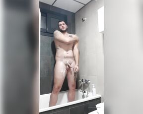 Magic Javi aka magicjavi OnlyFans - Me enjabonas