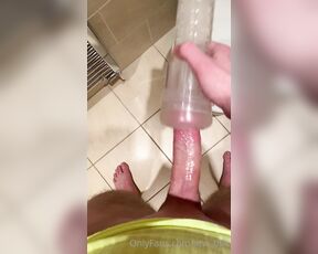 Рarveyolliecruz aka harveyolliecruz OnlyFans - Some fleshlight fun