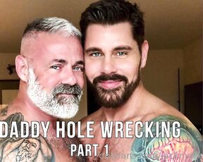 Jackmackenroth aka jackmackenroth OnlyFans Video - Sexy tatted daddy DarylRichterXXX wrecks my hole with his cock, toys amp fist