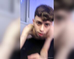 Luan Foster aka luanfosterx OnlyFans Video - boring days I lie naked like that in bed