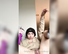 Xogoodboy1 aka xogoodboy1 OnlyFans Video - got bored