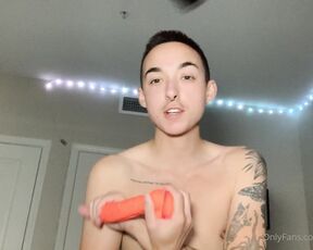 Xogoodboy1 aka xogoodboy1 OnlyFans Video - Should I post a video using the new toy daddy got me