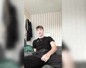 Tyler Eire aka tylereire22 OnlyFans Video - You like it like that, dont you