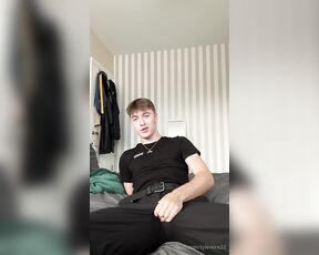 Tyler Eire aka tylereire22 OnlyFans Video - You like it like that, dont you