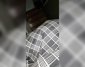 Gymboii69 aka gymboii69 OnlyFans Video - Trying to sleep right now and Im to horny