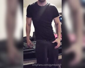 Gymboii69 aka gymboii69 OnlyFans Video - Horny night alone