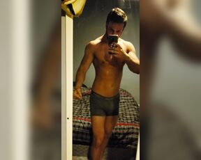 Gymboii69 aka gymboii69 OnlyFans Video - What you think of this quick video