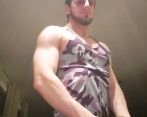 Gymboii69 aka gymboii69 OnlyFans Video - Starting the Flex show