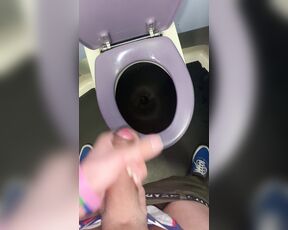 Jessie Forest aka jessieforest OnlyFans Video - Quick jerk off on the train