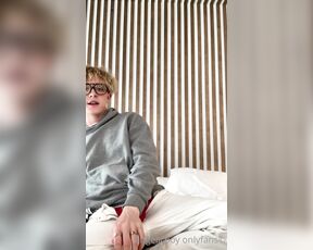 Angelicboy aka angelicboy OnlyFans Video - Who can give me private lessons