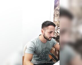 Palermohot aka palermohot OnlyFans Video - Que rico la pasaron yayo669 y fdexxx mientras yayo le Hizo de asistente y de petero