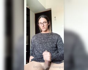 Enriquemudu aka enriquemudu OnlyFans Video - Había empezado a hacer mi tarea pero se me empezó a poner dura y, como siempre,