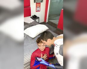 Enriquemudu aka enriquemudu OnlyFans Video - I wanted to show bisraelow how cute and fuckable he looked in his Spiderman costume