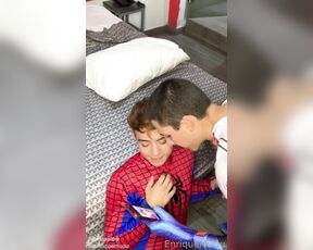 Enriquemudu aka enriquemudu OnlyFans Video - Do you remember the spidey boy I fucked His pretty face looked so cute, and hot