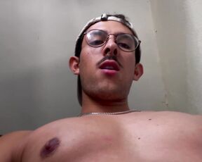 Enriquemudu aka enriquemudu OnlyFans Video - I need one of you down on your knees sucking my cock and two sucking on