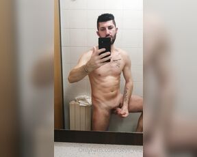 Xdevil_redx aka devil_red OnlyFans Video - Shower me