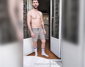 Xdevil_redx aka devil_red OnlyFans Video - Goidmorning in my house