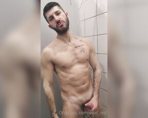 Xdevil_redx aka devil_red OnlyFans Video - shower in the gym