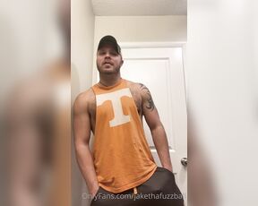 Jakethafuzzball aka jakethafuzzball OnlyFans Video - Welcome to a good time