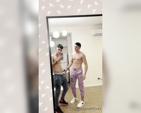 Thiago Zanetti aka thiagozanettixxx OnlyFans Video - Les gustaría ver el trío que hicimos con mi hermano kitoshelby00  _ Would you like