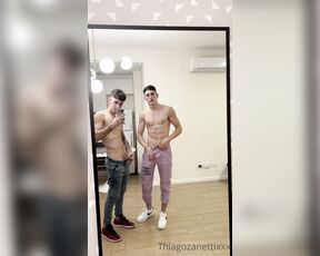 Thiago Zanetti aka thiagozanettixxx OnlyFans Video - Les gustaría ver el trío que hicimos con mi hermano kitoshelby00  _ Would you like