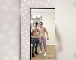 Thiago Zanetti aka thiagozanettixxx OnlyFans Video - Les gustaría ver el trío que hicimos con mi hermano kitoshelby00  _ Would you like