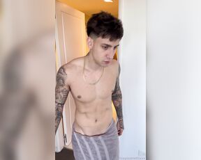 Thiago Zanetti aka thiagozanettixxx OnlyFans Video - My cousin shelbyevil