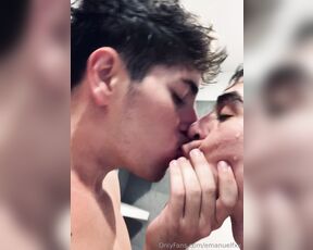 Emanuelfxx aka emanuelfxx OnlyFans Video - Shower together made us very horny